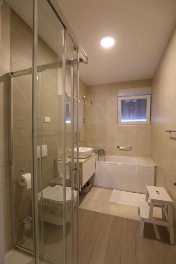 Smil'E Apartments Vodice Exterior foto